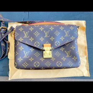 Louis Vuitton Brown Valmy Pochette Monogram  Canvas Crossbody Bag